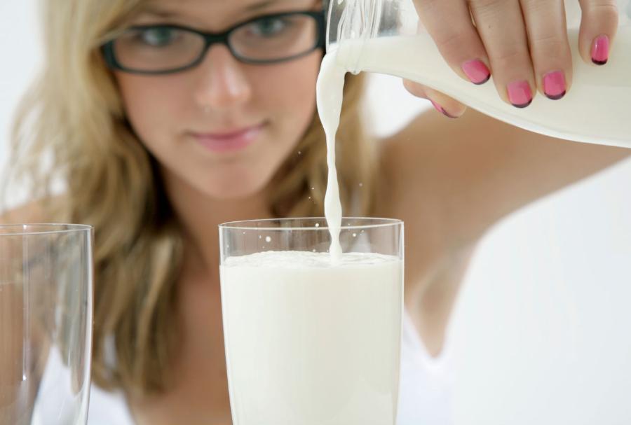 Молоко за завтраком снижает уровень глюкозы в крови в течение дня