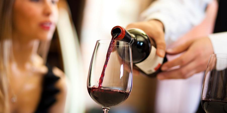 Как влияют красные и белые вина на артериальное давление?