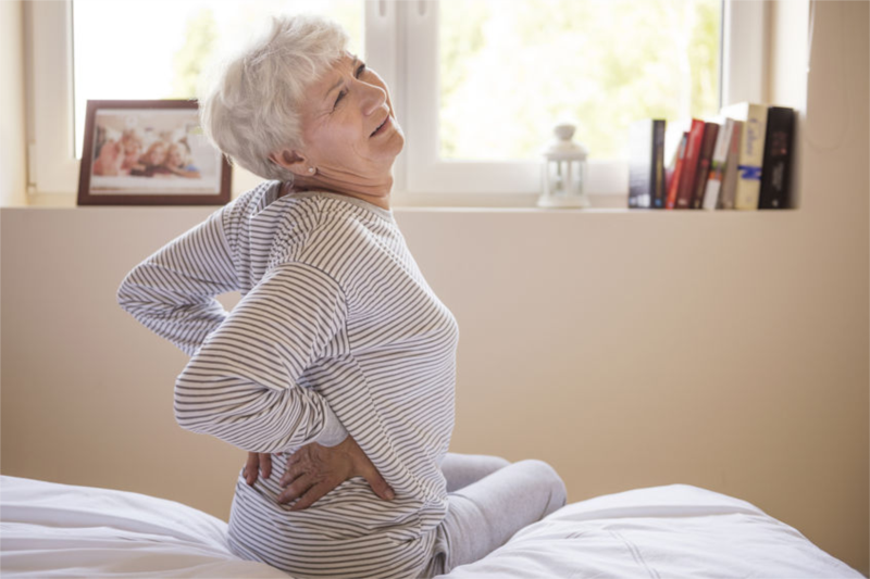 Почему болят спина и суставы