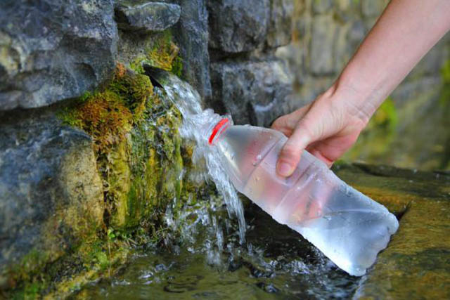 Полезна ли природная минеральная вода для человека