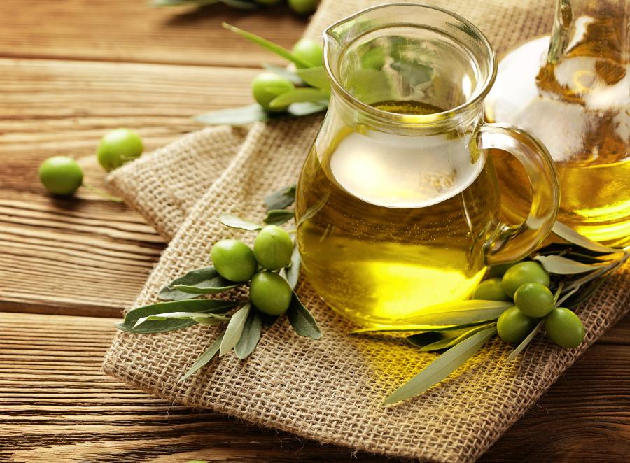 Зачем  нам нужны и из каких продуктов необходимо получать ненасыщенные жирные кислоты